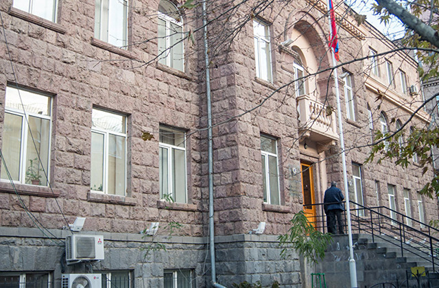 Ընտրողը պարտավոր է վերցնել բոլոր քվեաթերթիկները. ԿԸՀ քարտուղար