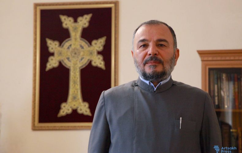 Глава Арцахской епархии призывает не поддаваться на провокации врага, не отчаиваться и не терять бдительности