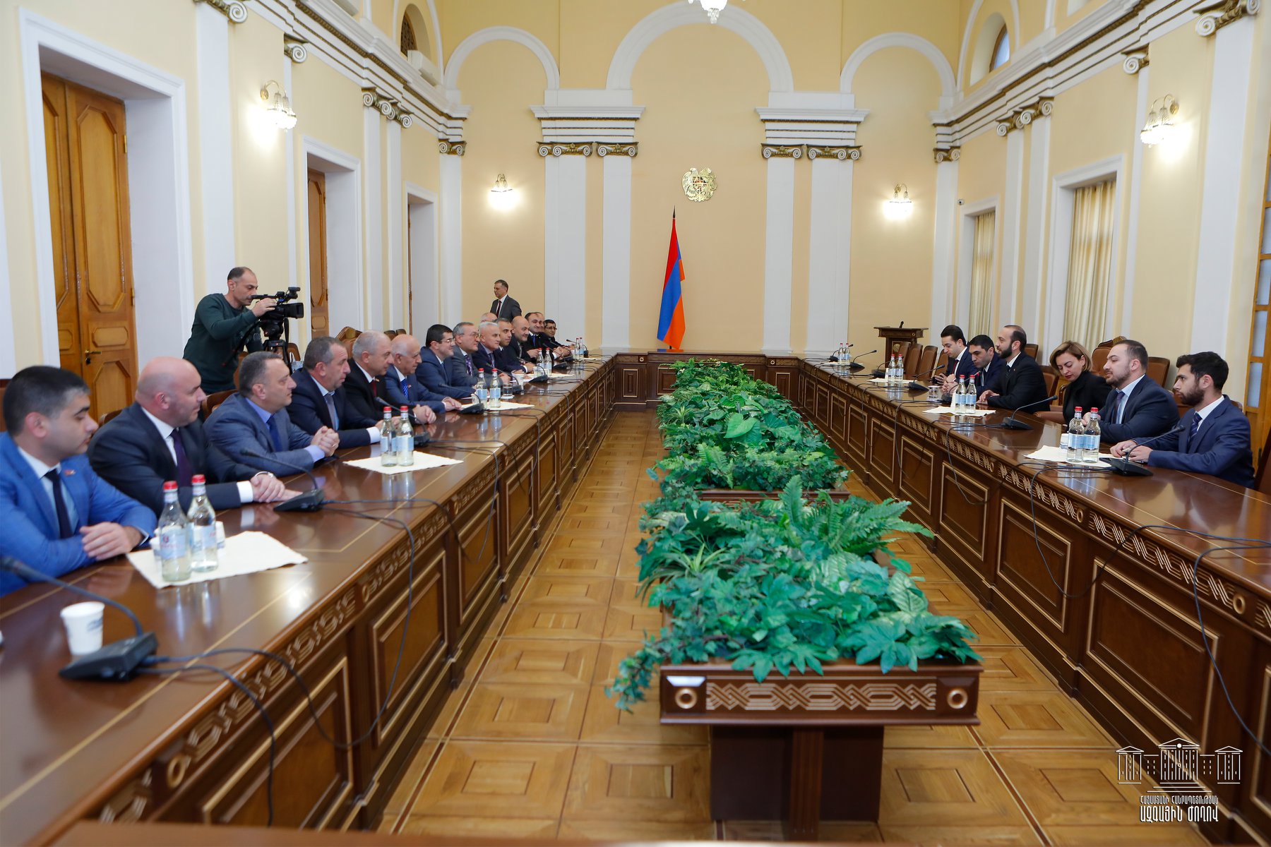 Արցախի «Հայրենիք» խորհրդարանական խմբակցությունը պաշտոնական այցով Երևանում է. նախատեսվում են մի շարք հանդիպումներ