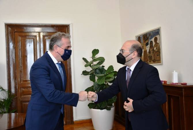 Քննարկվել են ՀՀ-ի և Հունաստանի միջև ապակենտրոնացված համագործակցության ուղղությամբ ձեռնարկվելիք քայլերը