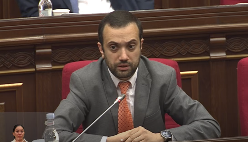 ՔՕ-ի կարգավորումների արդյունքում ՀՀ-ում ավելի շատ մարդուն ձեռք է տալիս վարորդական վկայական չունենալը, քան ունենալը. Դանիել Իոաննիսյան