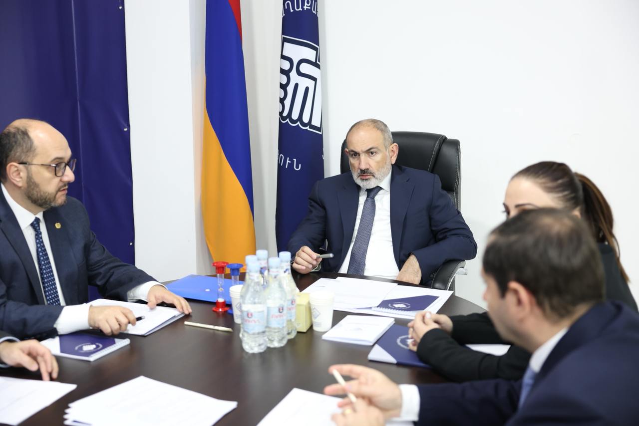 ՔՊ նիստում ԲԴԽ անդամի և ՀԾԿՀ նախագահի թեկնածուների հարցերն է քննարկվել