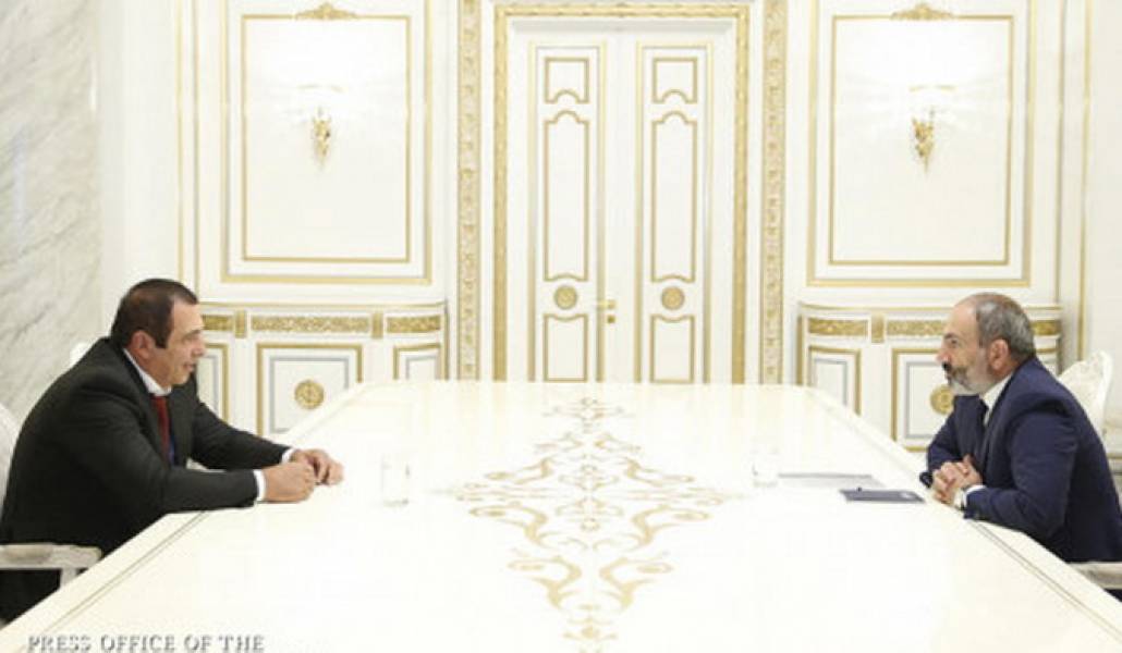 Նիկոլ Փաշինյանի և Գագիկ Ծառուկյանի հանդիպումը (ուղիղ)
