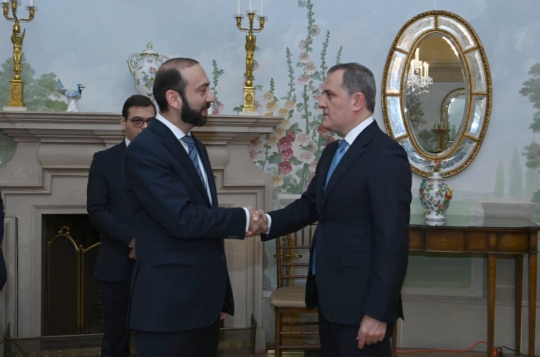 Բաքուն պատրաստ է հնարավորինս արագ ստորագրել հայ-ադրբեջանական խաղաղության պայմանագիրը․ Բայրամովը՝ Միրզոյանի հետ հանդիպման մասին