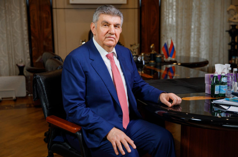 Это решение направлено против интересов армянской государственности и безопасности населения Армении и Арцаха, которую сегодня гарантирует и обеспечивает Россия: САР