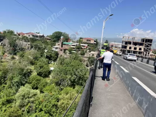 Աշտարակ քաղաքի Նարեկացի փողոցում գտնվող կամրջի տակ հայտնաբերվել է տղամարդու մարմին