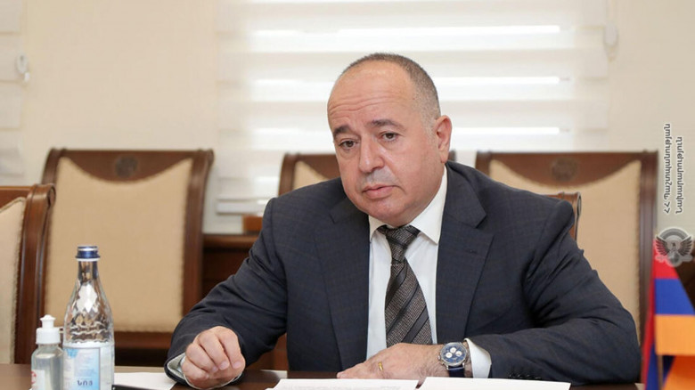 Ի՞նչ պայմանագրեր են կնքվել Արշակ Կարապետյանի՝ պաշտպանության նախարար եղած ժամանակ. «Փաստ»
