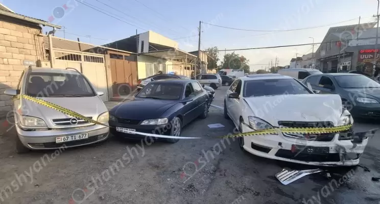 Շղթայական ավտովթար Արարատի մարզում․ Այնթապում բախվել են «Mercedes S550»-ը, «Opel Vectra»-ն, «Opel Zafira»-ն և «Opel Combo»-ն․ կա վիրավոր