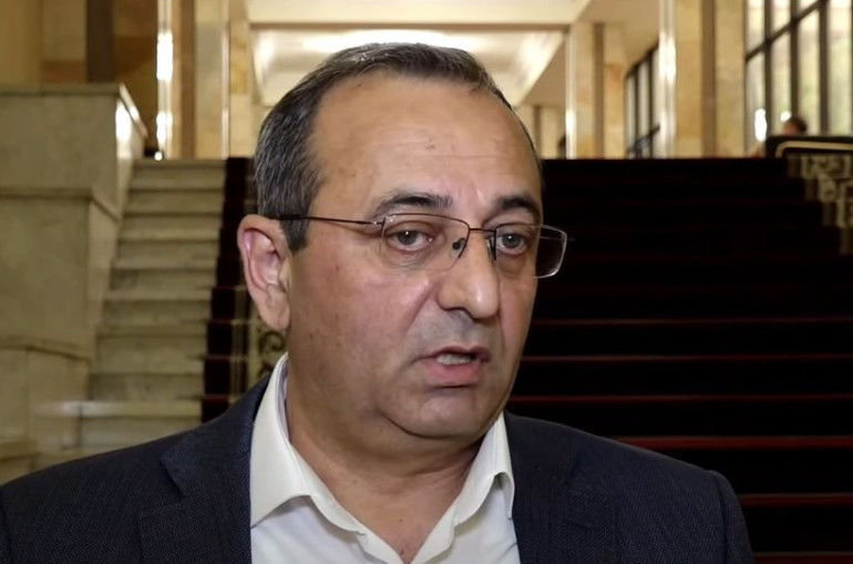 «Քաղաքական անմեղսունակներին շատ անդրադառնալ պետք էլ չի». Արծվիկ Մինասյանը՝ Ալեն Սիմոնյանի մասին