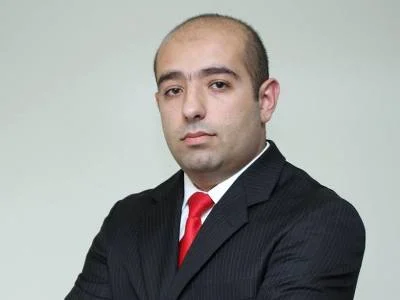 Արդեն 1 ժամ է, ինչ հակակոռուպցիոն կոմիտեում խոչընդոտում են հանդիպումս բերման ենթարկված Էմմա Գրիգորյանի հետ. փաստաբան