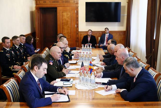 Ոստիկանության պետի պաշտոնակատարն ընդունել է Կանզաս նահանգի Ազգային գվարդիայի հրամանատարին ու ՀՀ-ում ԱՄՆ դեսպանին