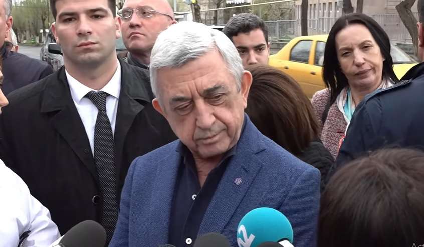 Խաղաղության գնում են երկիրը պաշտպանելով, ցույց տալով, որ ունակ են պաշտպանելու սեփական քաղաքացիների անվտանգությունը․ Սերժ Սարգսյան