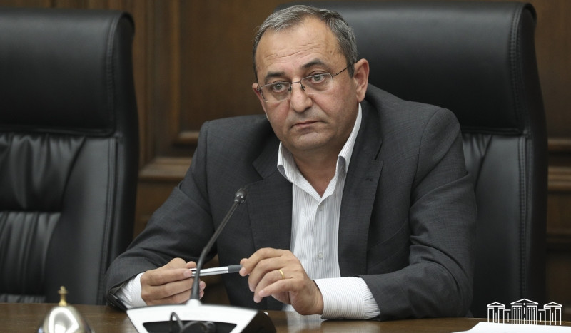 Լավ է, որ ներսից է բացահայտվում ամեն բան. Արծվիկ Մինասյանը՝ Աղազարյան-Քյարամյան միջադեպի մասին