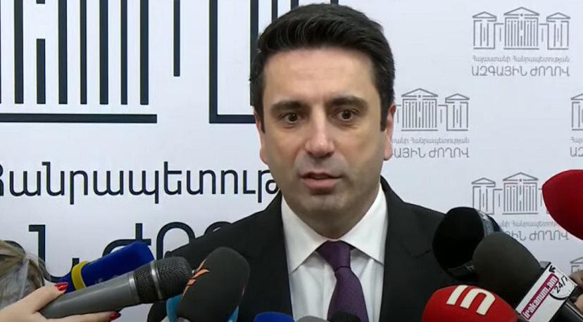 Ալեն Սիմոնյանի ճեպազրույցը՝ ուղիղ