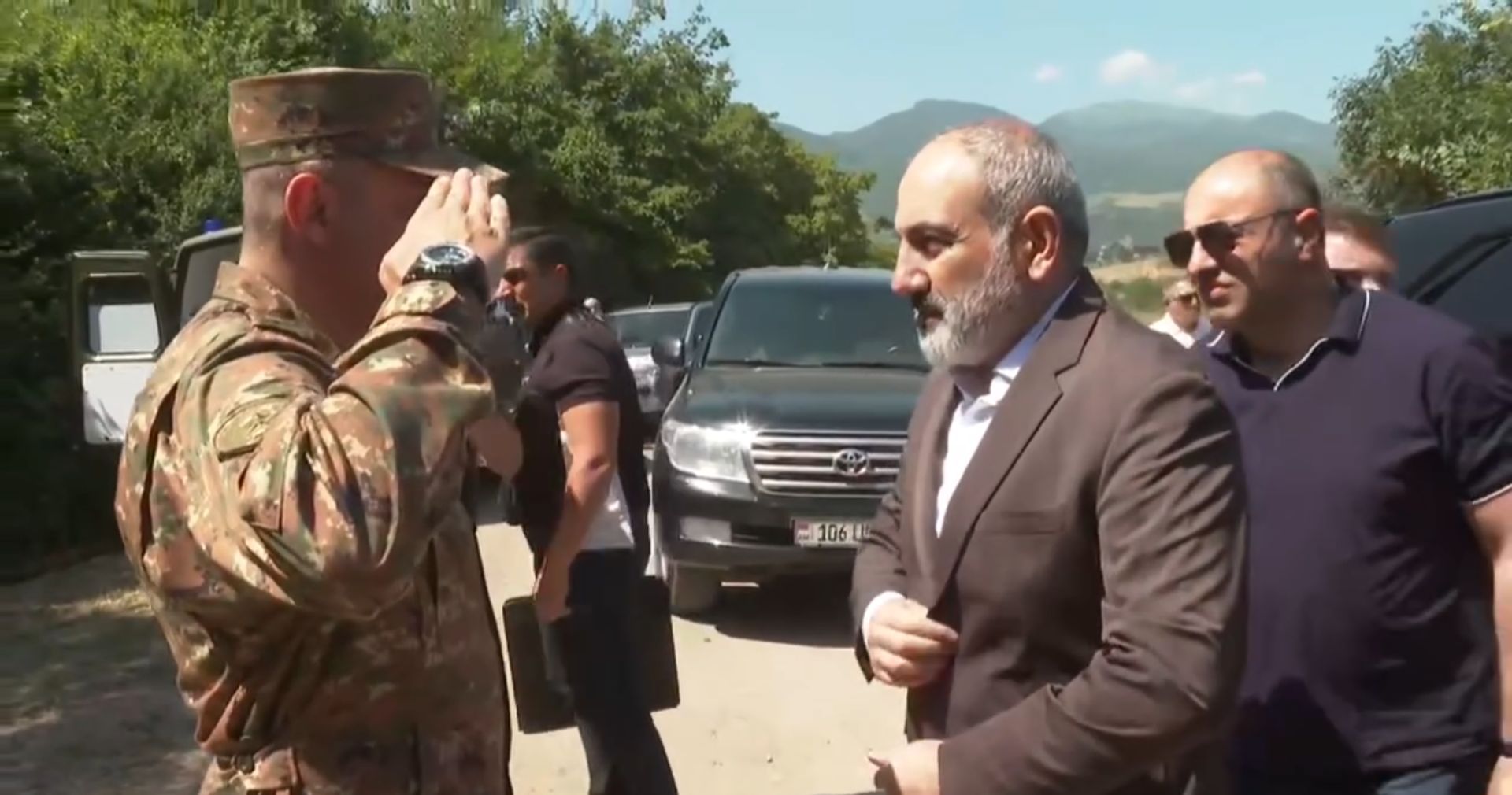 Տավուշի մարզում հետեւեցի բանակային խաղերի շրջանակում անցկացված մարտական փոխանցումավազքի մրցումներին. Փաշինյան (տեսանյութ)