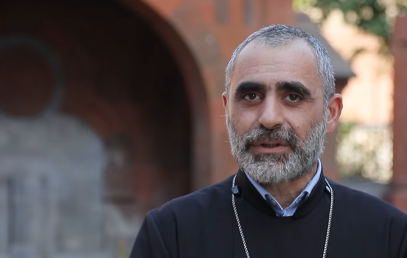 Բաբաջանյանը հերթական կեղծիքն է հրապարակել գերիների վերադարձման շուրջ. Արթենյան