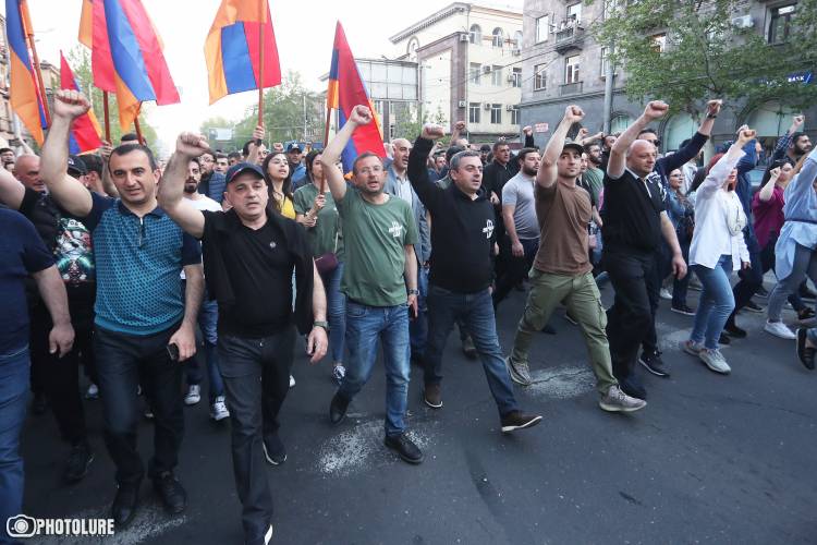 Ընդդիմությունը պայքարի պլան Բ ունի. նոր լիդերներ են ասպարեզ գալու. «Հրապարակ»
