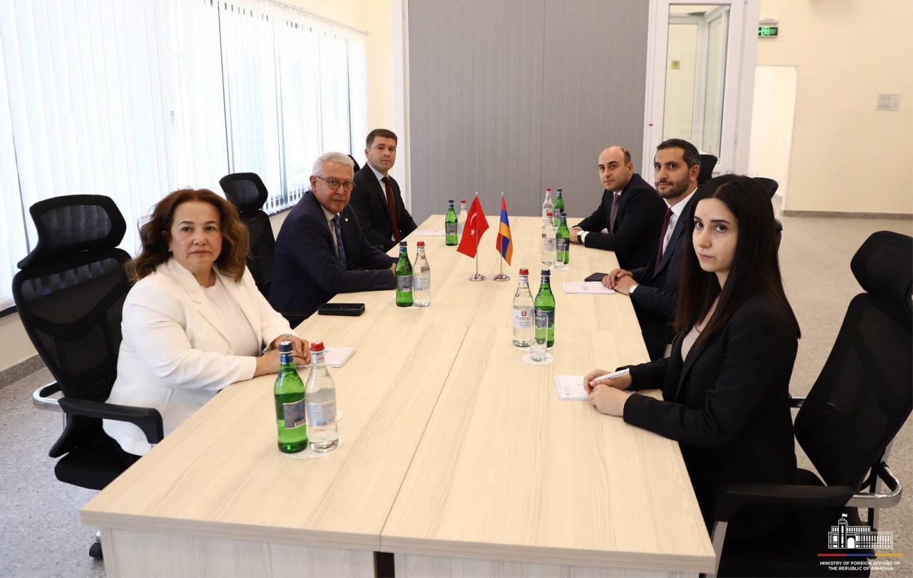 Ինչ պայմանավորվածություն է ձեռք բերվել Հայաստանի և Թուրքիայի հատուկ ներկայացուցիչների հանդիպմանը․ ՀՀ ԱԳՆ-ն մանրամասներ է հայտնել