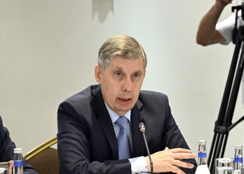 Ճանապարհը կարելի է վերականգնվել մոտավորապես երկու տարվա ընթացքում. Բաքվում ՌԴ դեսպանը՝ ՀՀ-ով անցնող երկաթուղու մասին