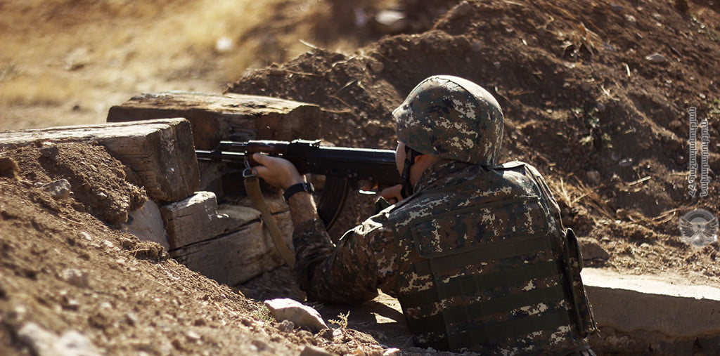 ВС Азербайджана открыли огонь из стрелкового оружия разного калибра в направлении армянских позици։ МО РА