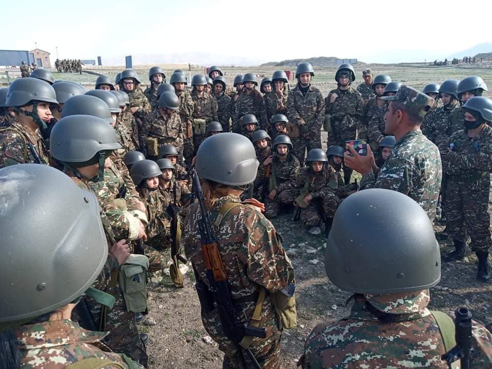 Կանանց առաջին վաշտը անցնում է պատրաստություն․ Արծրուն Հովհաննիսյան (լուսանկարներ)