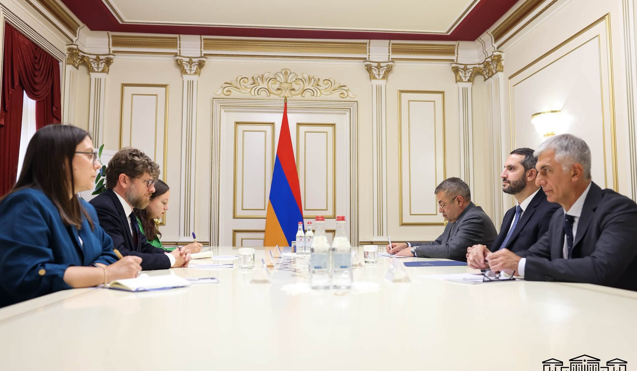 ԱԺ նախագահը և Ֆրանսիայի դեսպանը քննարկել են համագործակցությունը խորացնելու հնարավորությունները