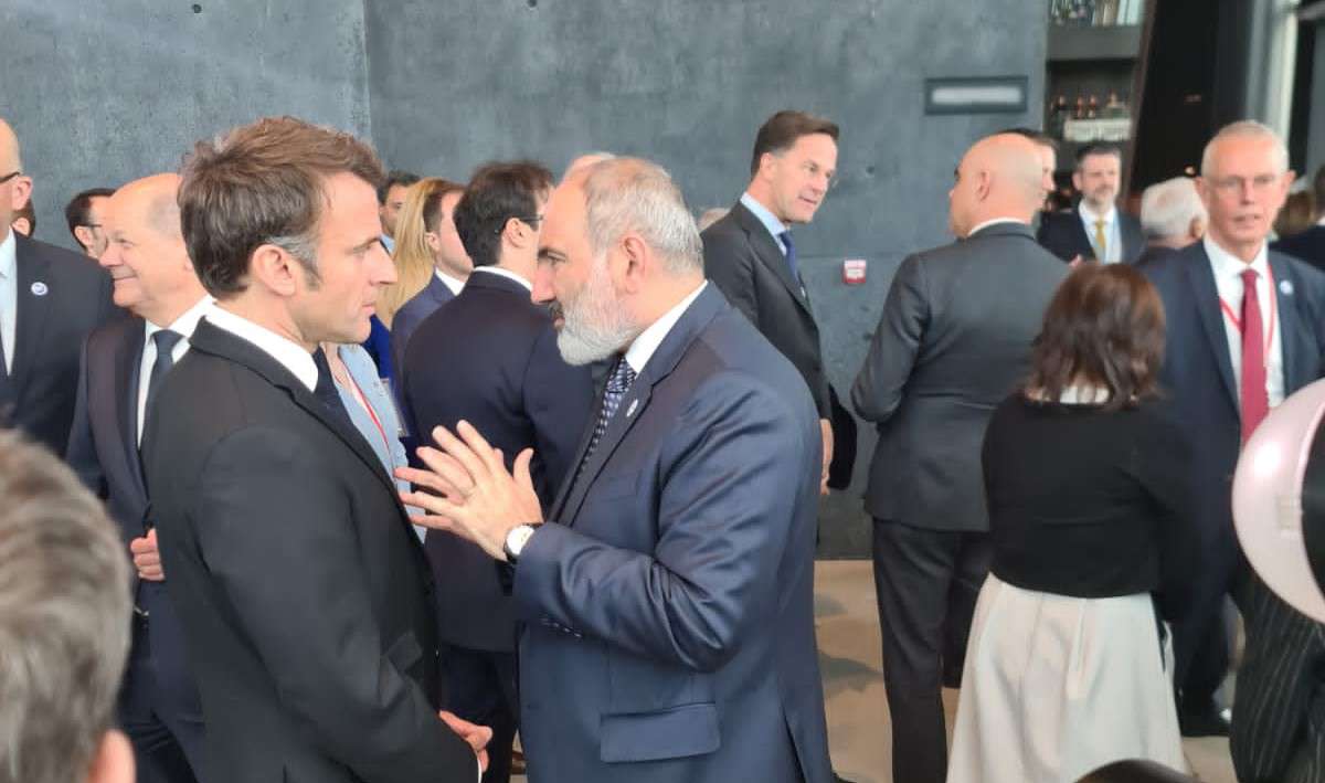 В Рейкьявике премьер-министр провел краткие встречи с лидерами Франции, Германии, Латвии и Грузии