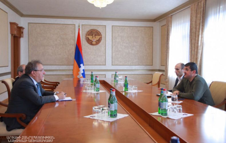 Արայիկ Հարությունյանն ընդունել է բարերար Ալեք Բաղդասարյանին