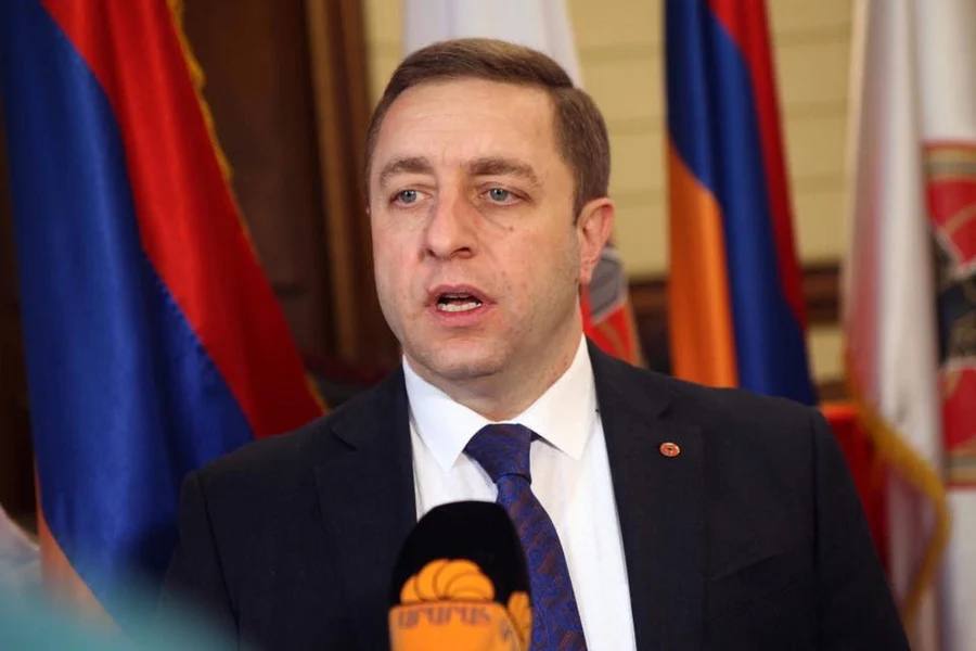 Կարեն Ավագյանն ու ընտանիքի անդամները հրավիրվել են դատախազություն
