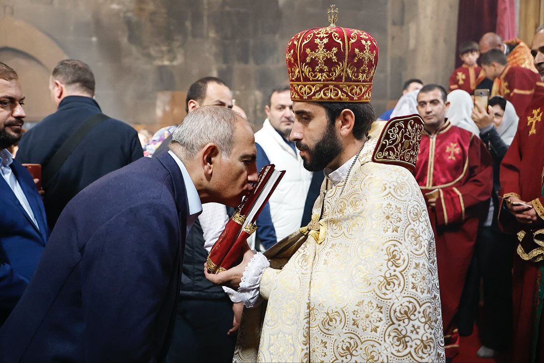 Հովհաննավանքում Ասատրյանի մատուցած պատարագի փաստով հանցագործության մասին հաղորդում է ներկայացվել. Զոհրաբյան 