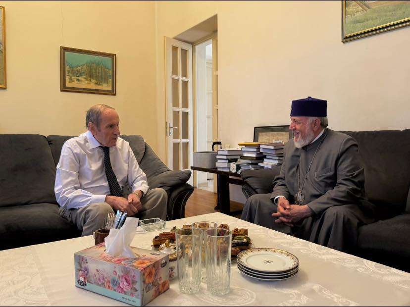 Ի՞նչ են քննարկել Գարեգին Բ-ն ու Լևոն Տեր-Պետրոսյանը. «Ժողովուրդ»