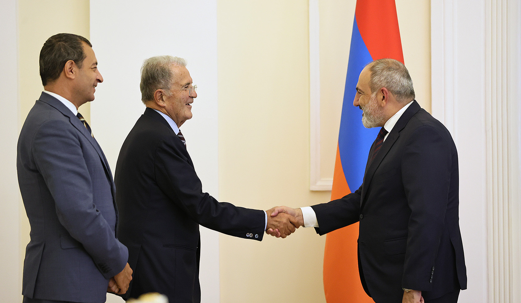 Նիկոլ Փաշինյանը հյուրընկալել է Իտալիայի նախկին վարչապետ Ռոմանո Պրոդիին