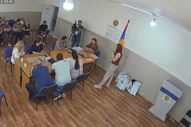ԿԸՀ–ն սկսել է վերահաշվարկը. կփոխվեն արդյոք ընտրությունների արդյունքները․ ուղիղ