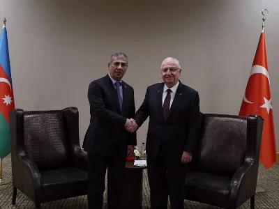Թուրքիայի եւ Ադրբեջանի պաշտպանության նախարարները հանդիպում են ունեցել