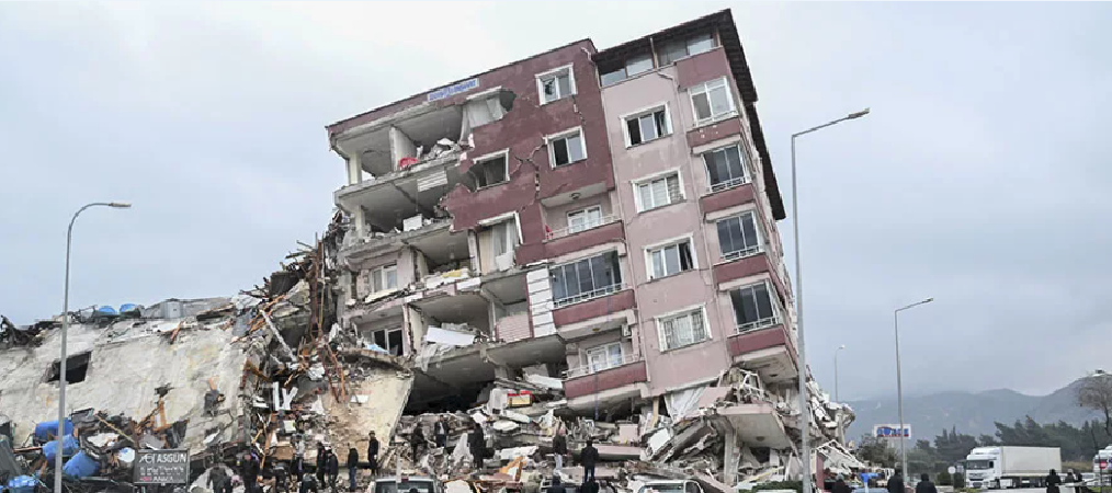 Ուժգին երկրաշարժ, ցունամի. Թուրքիայում նախազգուշացրել են նոր աղետի մասին
