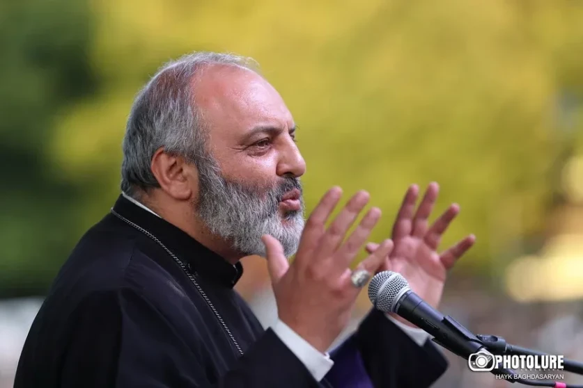 Հայաստանում պետք է բացառված լինի քաղբանտարկյալների գոյությունը․ Բագրատ Սրբազանը