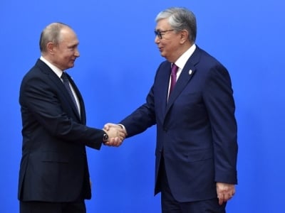 Президент Казахстана поздравил Путина с итогами встречи с Трампом на Аляске