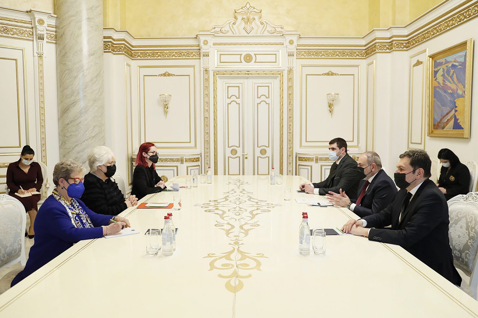 ՀՀ-ԵՄ խորհրդարանական գործընկերության կոմիտեն կարևոր հարթակ է Հայաստանի ժողովրդավարական օրակարգի համար. վարչապետն ընդունել է Մարինա Կալյուրանդին և Մարկետա Գրեգորովային
