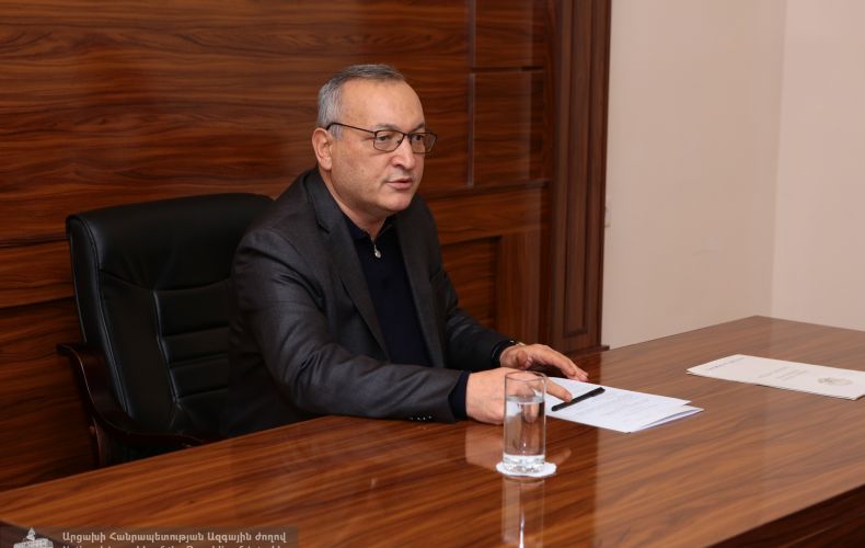 Արցախի ԱԺ նախագահ Արթուր Թովմասյանն աշխատանքային խորհրդակցություն է հրավիրել