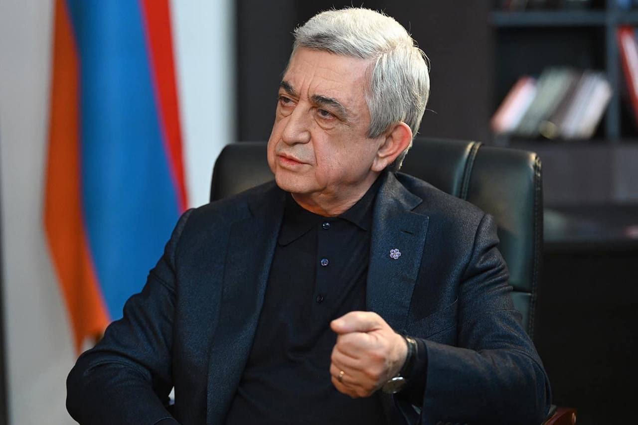 Եռատոնը վերստին եռագույնով կտոնենք, եթե յուրաքանչյուրն առաջին հերթին հաղթի իր ներսի անտարբերությանը․ Սերժ Սարգսյան