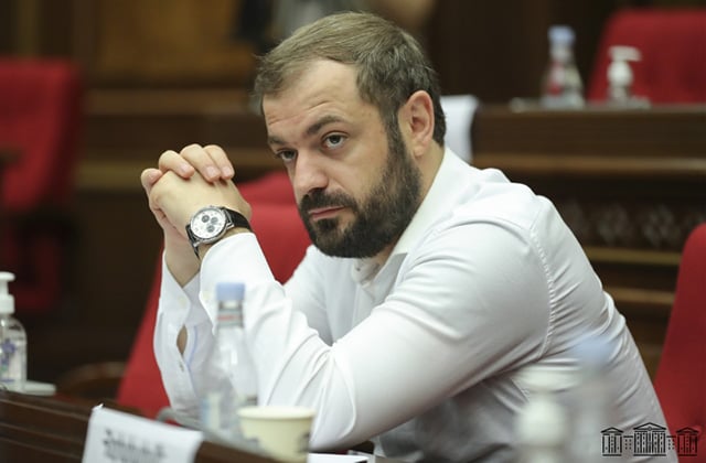 Մեր տնտեսությունը հարվшծ ստացավ, բայց ճգնաժամի մեջ չընկավ․ Գևորգ Պապոյան