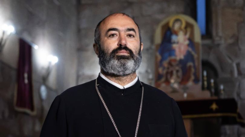 Եթե ուզում է բարեփոխել, նախ պետք է սկսի իրենից, իր ընտանիքի անդամներից. Տեր Վրթանես