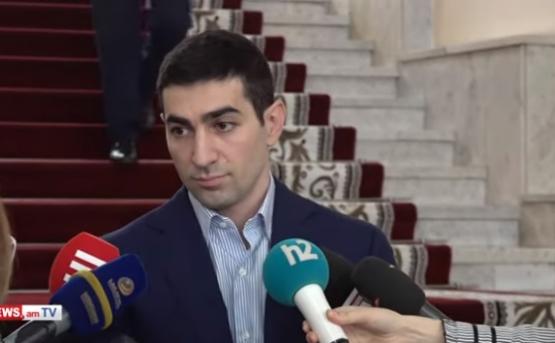 Կոռուպցիայից ու սպանությունից խոսում են այն մարդիկ, ովքեր հազարավոր երեխեքի տարել կոտորել են. Լևոն Քոչարյանը՝ Ալեն Սիմոնյանին