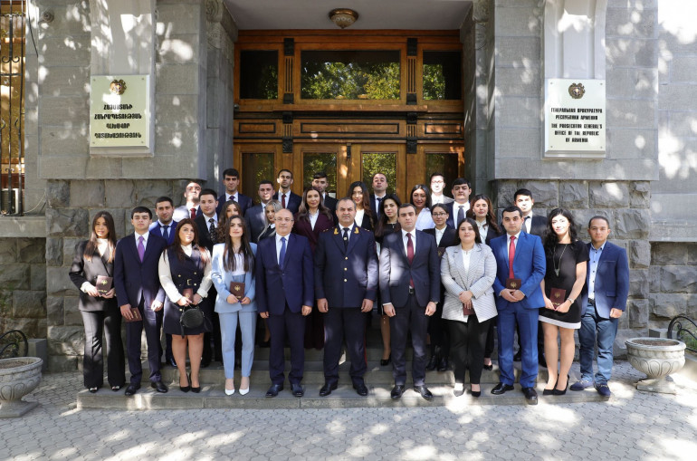 Դատախազների թեկնածությունների ցուցակում ընդգրկված 28 անձինք դիպլոմ են ստացել
