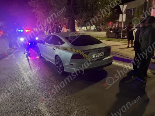 Մասիսում 33-ամյա վարորդը «Audi»-ով վրաերթի է ենթարկել փողոցը չթույլատրելի հատվածով հատող հետիոտնի․ բժիշկները պայքարում են վիրավորի կյանքի համար