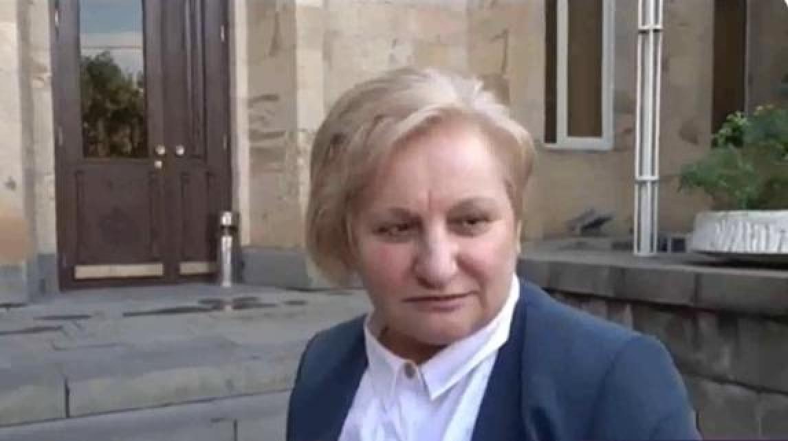«Տիկին Սաֆարյան, Դուք չեք կարող ինձ սահմանափակել»․Սեդա Սաֆարյանը վրդովվեց՝ «ՔԿ-ն ԱԱԾ-ի հետ հանցագործություն է արել» արտահայտությունից