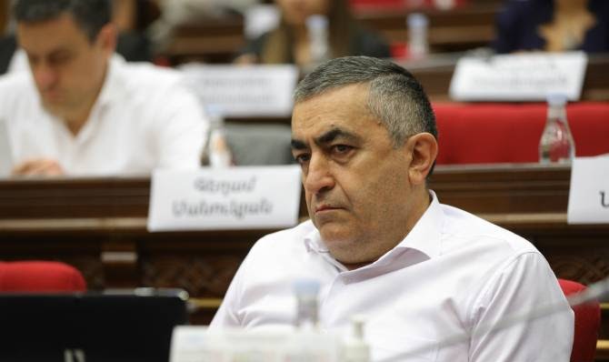 Արցախի հարցով հանձնաժողով ստեղծելուն դեմ արտահայտվող իշխող ուժը փաստարկների առումով կաղում է․ Ռուստամյան 