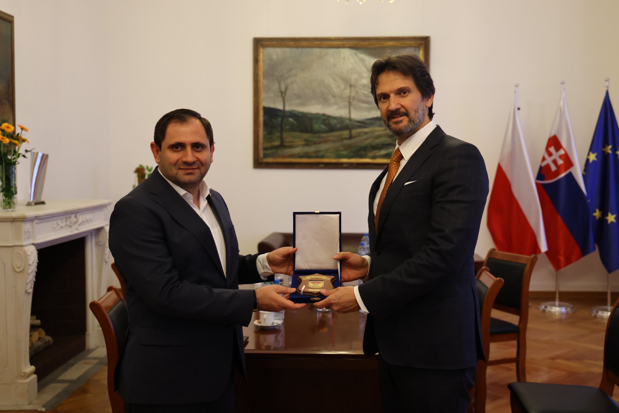 Քննարկվել են քննարկել են պաշտպանության ոլորտում Հայաստան-Սլովակիա համագործակցությանը վերաբերող հարցեր