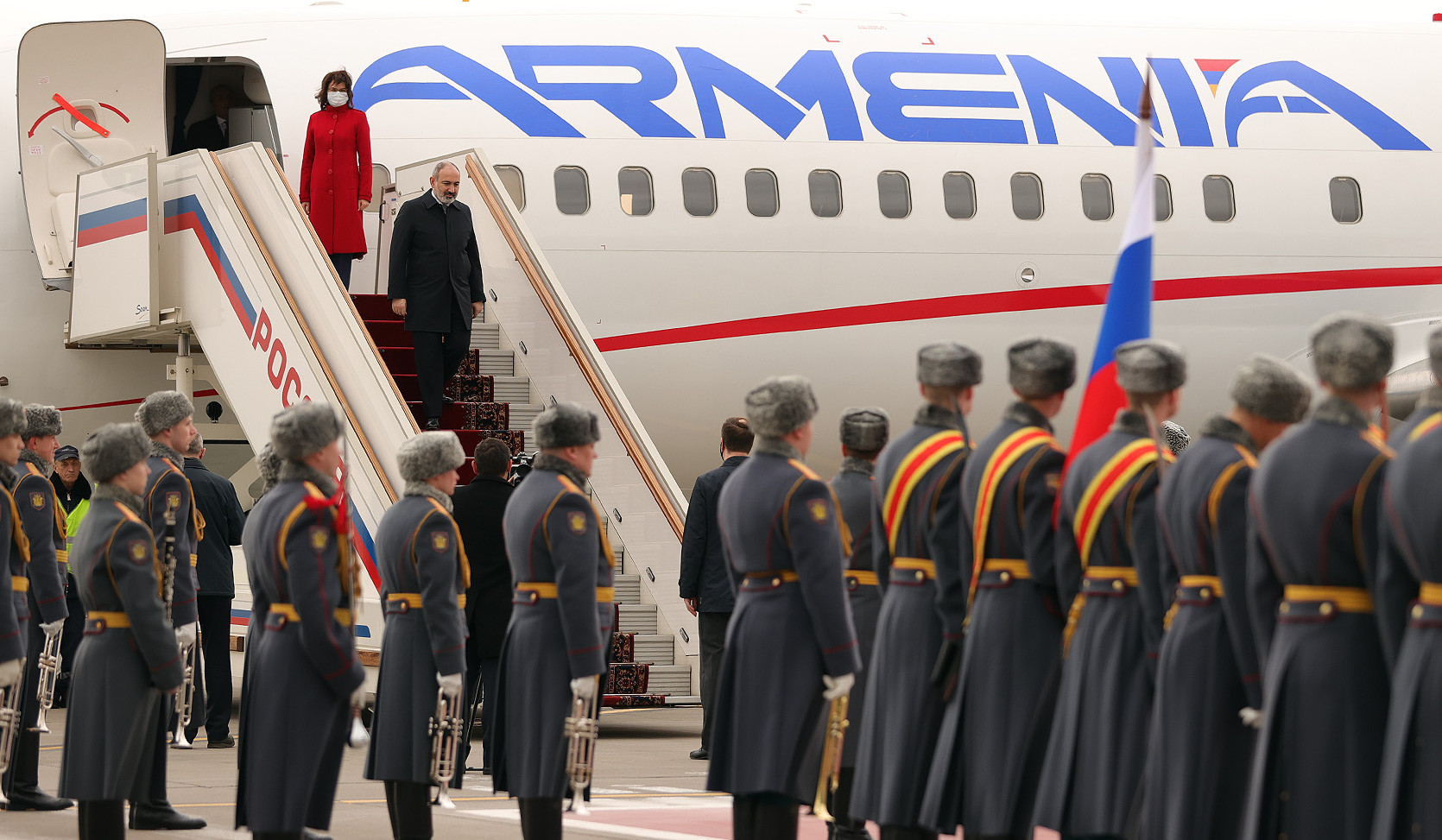 Премьер-министр Пашинян с официальным визитом прибыл в Российскую Федерацию