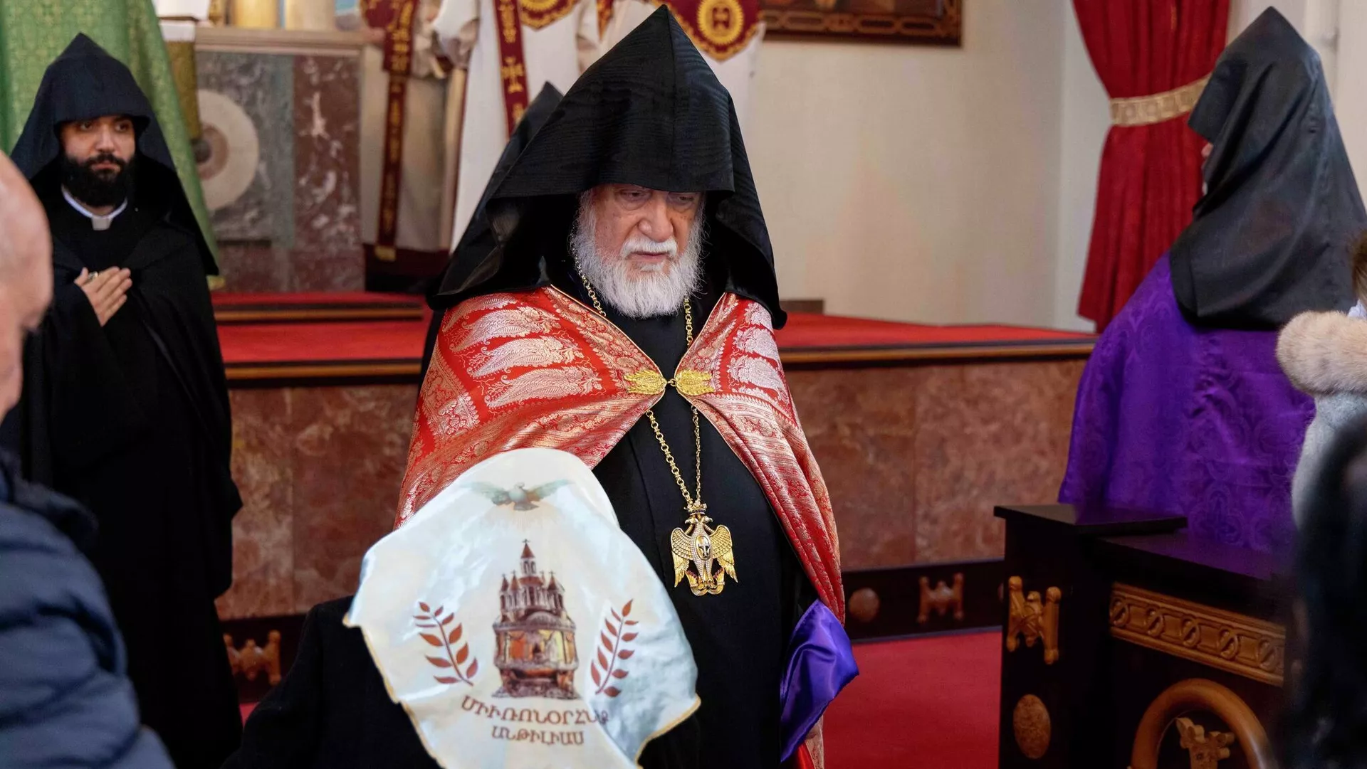 «Քրիստոնեությունը պիտակ չէ». Արամ Ա կաթողիկոսի Սուրբ Ծնունդի ուղերձը